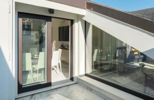 Luxury Milan Apartment - Penthouse in Historic City Center - Photo 38