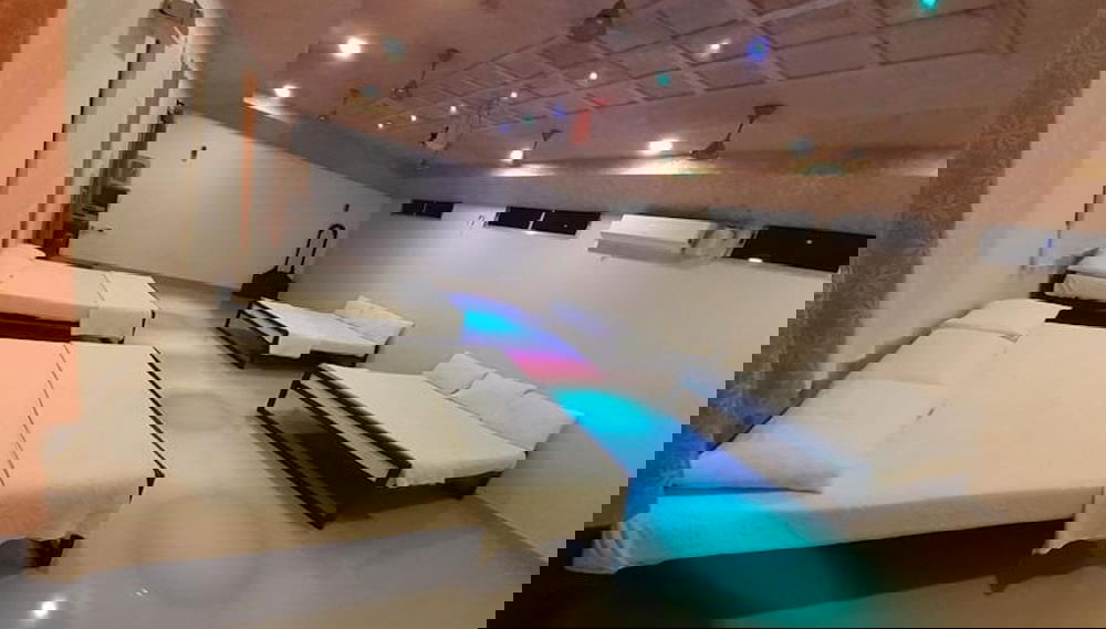 Room in Lodge - Royal Cottage, Anaimalai - Photo 1, Primary image