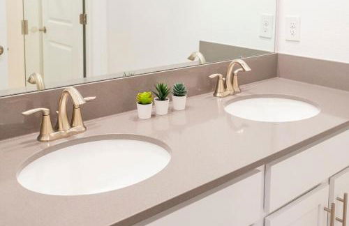 La Vita E Bella 4 Bedroom Storey Lake Condo - Foto 13