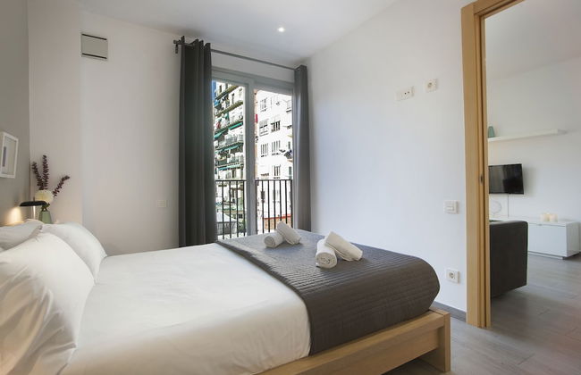 BBarcelona Gaudi Flats - Photo 10