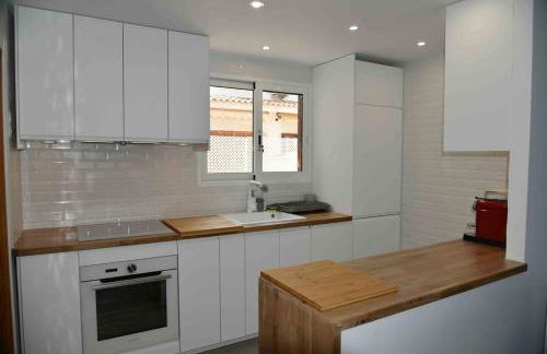 Villa en primera línea de mar con piscina privada - Foto 6