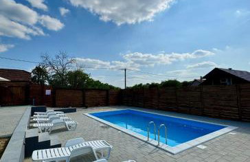 Natura Lux Holiday House with Pool and Jacuzzi - Foto 24