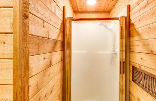 Sauna and Deck Wooded Cabin on Lake Vermilion! - Foto 25