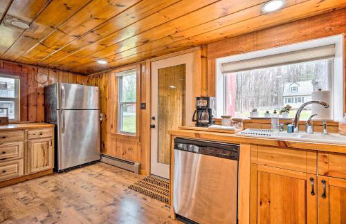 Cozy Castleton Cabin with Fire Pit + Water Access! - Photo 11