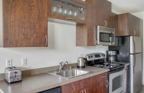 Wallingford jr 1br w rooftop nr bars SEA-639 - Photo 6