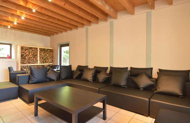 Large Holiday Home in Waimes With a Garden - Foto 18