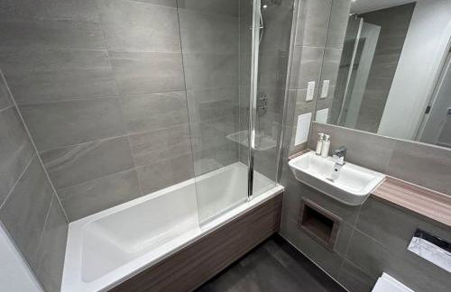 Nice 1-Bed Flat with river view - Foto 6