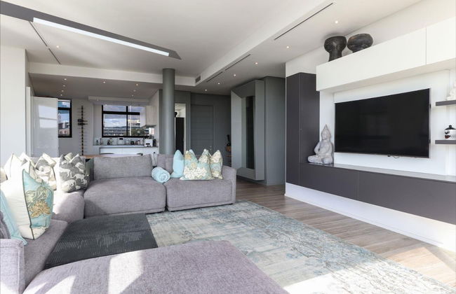 Precinct Corner Two Bedroom Waterfront Apartment - 603 - Foto 11