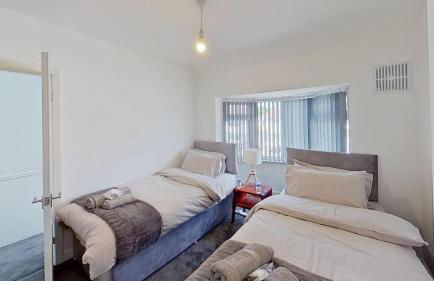 Stylish 3-Bed house NEC-JLR-Airport-HS2-Driveway - Foto 17