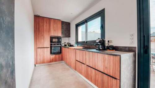 Villas de Provence - Maison avec piscine chauffée "Nirvana Pop Art" - Photo 3, stove, pet friendly, minibar