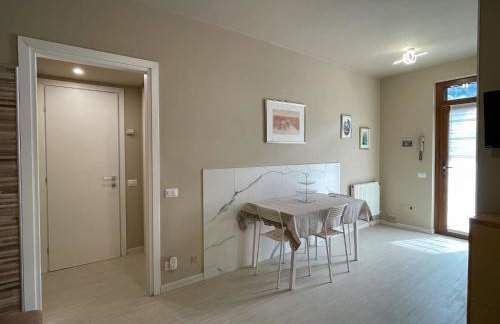 Antonella's center town apartment Valbrona - Foto 29