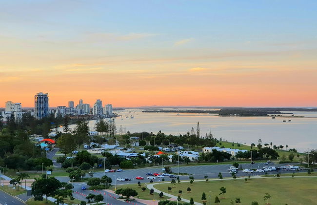 Palmerston Tower on Southport Broadwater - Foto 34