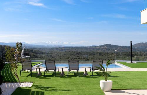 Sweet Sunshine Villa, Majestic Countryside Vistas, By ThinkVilla - Photo 3