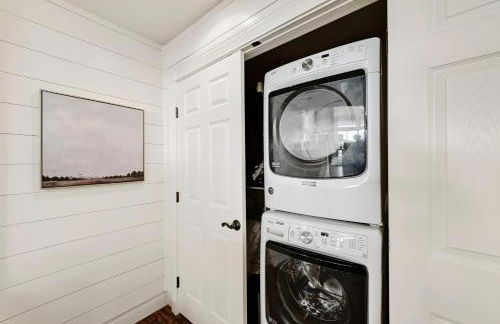 Luxurious Retreat on Lake LBJ Pool, Hot Tub, Dock - Foto 26