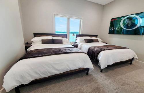 Magazine-Featured Mansion, Golf Green, Casino, etc - Foto 69