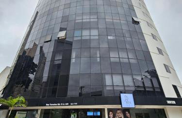 EDIFÍCIO ESSENCIALE PREMIER, 34º ANDAR, VAZADO, DE FRENTE A ENTRADA DO FLAMBOYANT SHOPPING, COM ESTACIONAMENTO GRÁTIS, COZINHA, FECHADURA ELETRÔNICA, WI-FI, TV COM ROKU, PISCINA, LAVANDERIA SEM CUSTO ADICIONAL By REI DOS FLATS - Foto 10