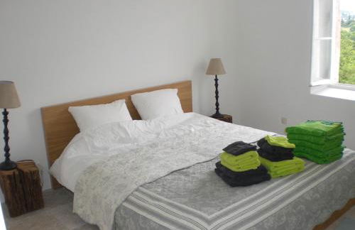 Château de Peyrolles - Photo 33