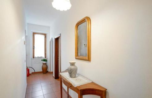 Awesome Apartment In Il Ferrone - Foto 12
