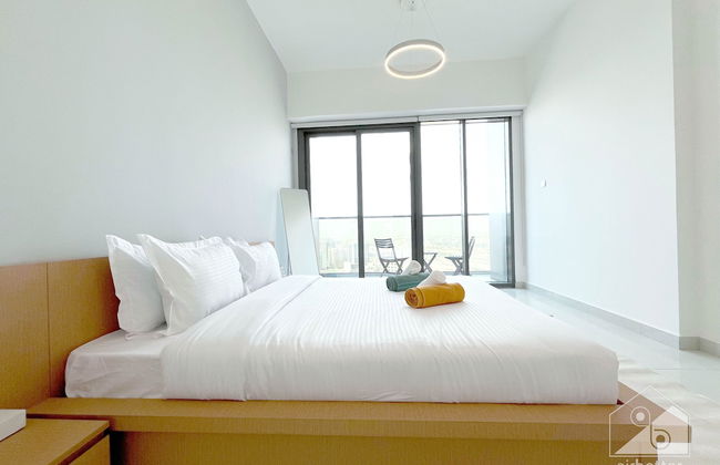 Luxury 1B With Balcony in Blue Wave Tower Dubai - Photo 4