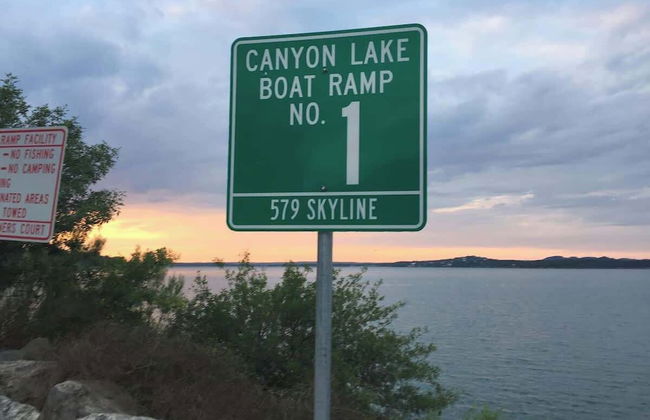 Texas Charm Cottage - 1 Block From the Lake & Hill Country Views - Foto 23