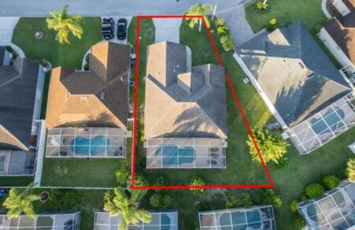 Newly Renovated Close to Disney w Private Pool - Foto 23