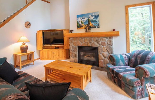 Stone Creek Chalet by Fernie Lodging CO - Photo 17