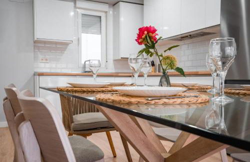 Apartamento turístico con 3 dormitorios en Granada QH Estación de Tren - Photo 3