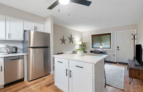 Willy St Apt Pets and Parking free - Fully Furnished - Foto 6