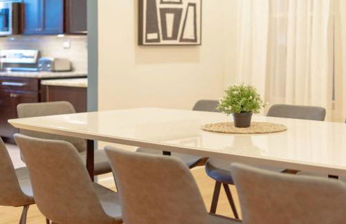 5BR Tower Grove Family Home ABODEbucks - Foto 13