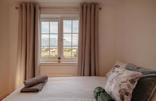 Mackie Residence - SJA Stays - 3 Bed Apartment with parking - Foto 13