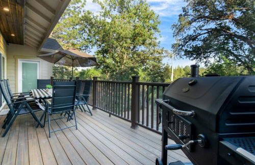 New Luxury 5BR Cabin in Pine Mountain Lake! 1 Minute to Beach! Massage Chair! Close to Yosemite! Perfect for Retreats and Escapes All Seasons! - Foto 20