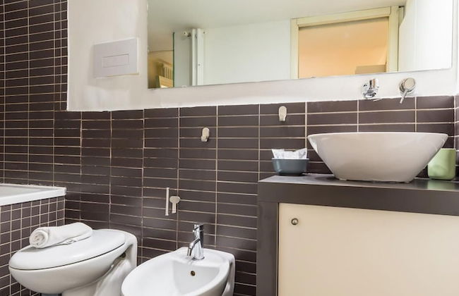 Cool Flat at Via dei Mille by Napoliapartments - Foto 16