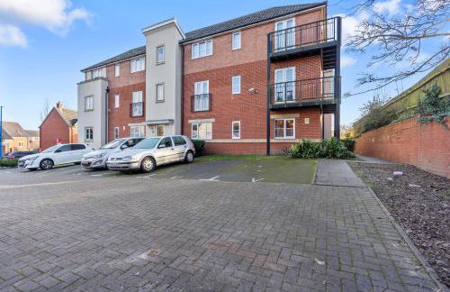 Balmoral Court -Sleeps 6 - Free Parking with Workspace - Balcony & High-Speed WiFi - Foto 34