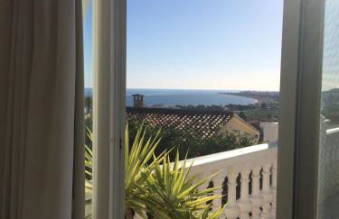 Villa with Private Pool and Gorgeous View - Photo 36