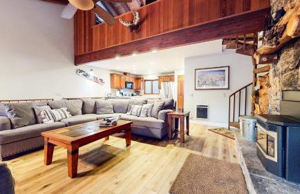 Mammoth Pines #02 - Year-round Activities! - Foto 27