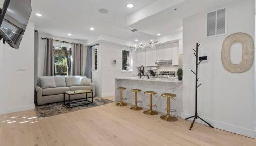 Capitol Hill 3 Charming Townhouse in Downtown DC with Modern Kitchen with Rooftop views - Foto 3