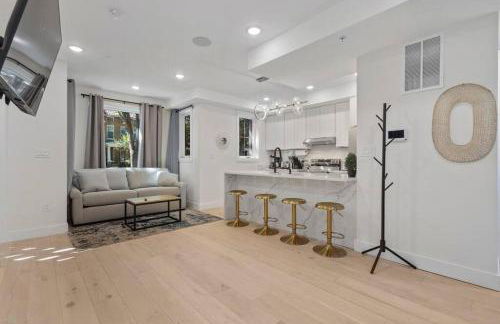 Capitol Hill 3 Charming Townhouse in Downtown DC with Modern Kitchen with Rooftop views - Foto 3