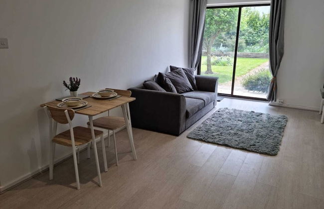 360 Serviced Accommodations - Waterfront Retreat - Modern Apartment - Foto 21