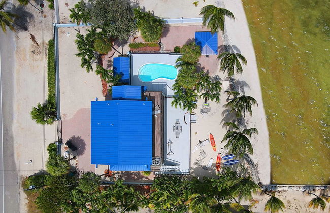 Luxury Beachfront Home With Pool In Islamorada 3 Bedroom Home by RedAwning - Photo 39