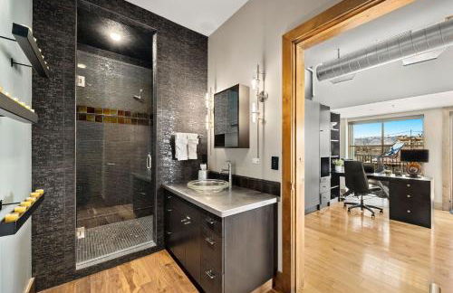 Penthouse with Mountain Views in the Heart of Old Town - Foto 33