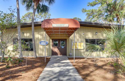 Community Pool and Perks! Nokomis Home 3 Mi to Beach - Foto 38