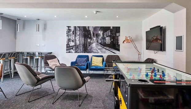 Coin salon dans le hall