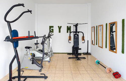 Modern Oasis with Sun & Style 3 Pools AC WiFi - Photo 30