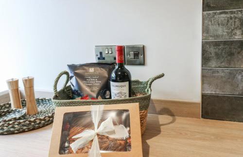 Hollywood Cottage - Photo 16