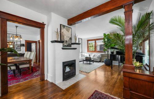 NEW! Updated South Hill Craftsman Sleeps 12! - Foto 18