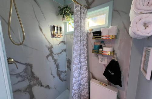 Deva Fairy Cottage with Private Hot Springs Tub - Foto 6