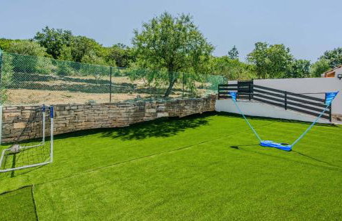 Gorgeous Home In Popovici With Wifi - Photo 7