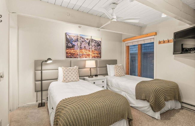 Chateau Chaumont & Dumont Condominiums by Frias - Foto 20