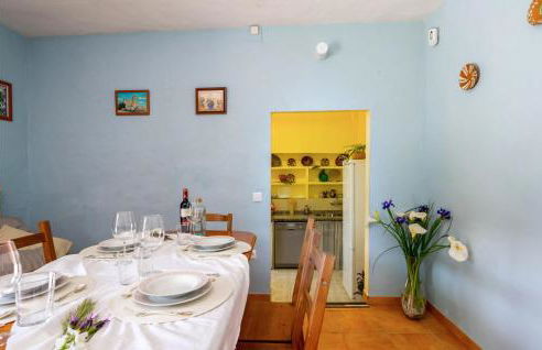 Awesome Home In Cortegana With Wifi - Foto 16