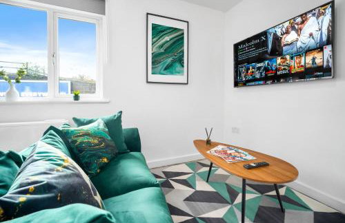 Modern 2 Bed Apartment - Parking - Sleeps 3 - Netflix 27AC - Foto 1